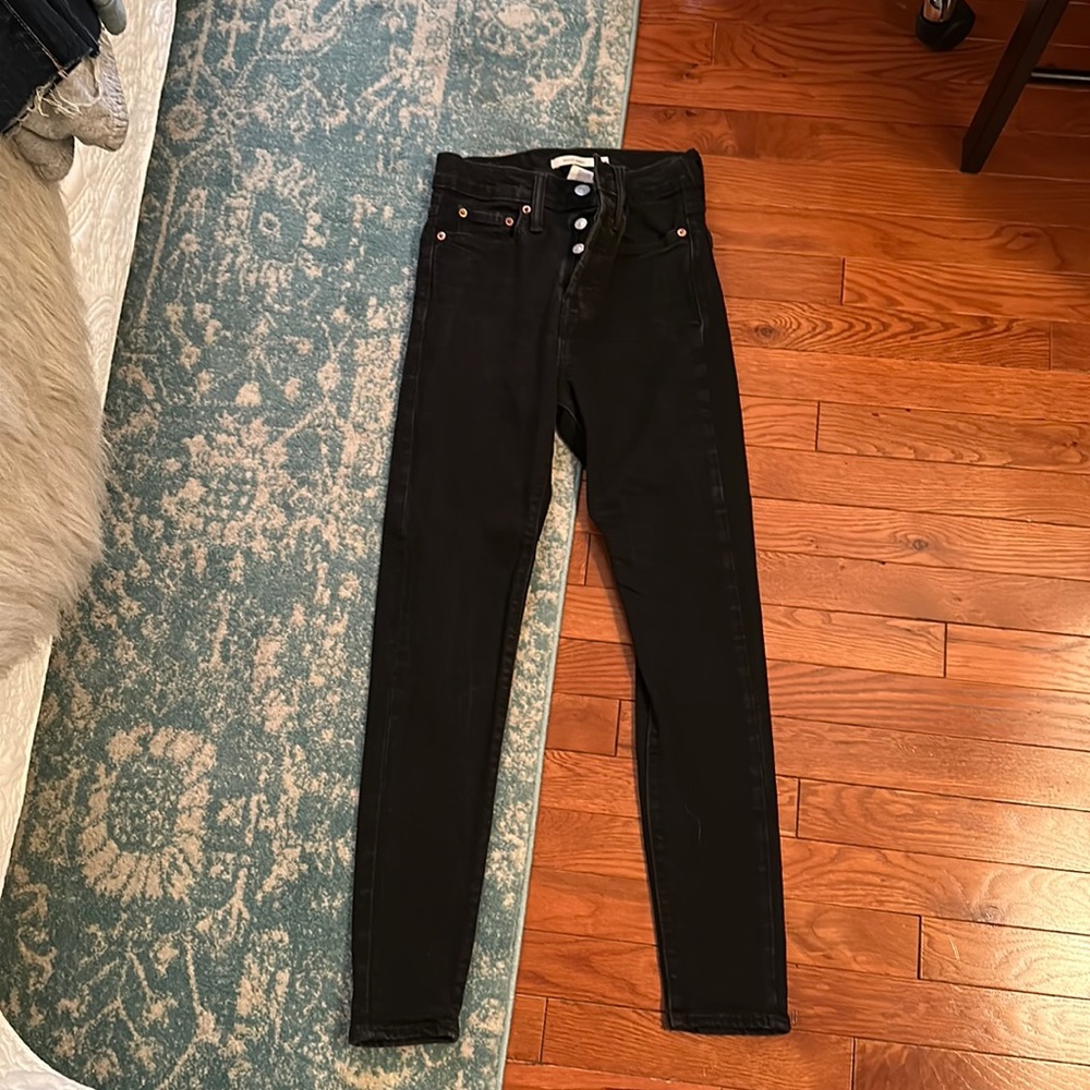 Levi’s wedgie straight crop jean